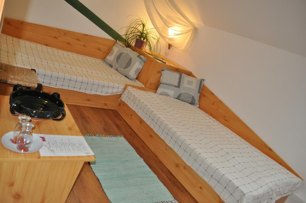 Bistro-Pension La Teleferic Sinaia Zewnętrze zdjęcie