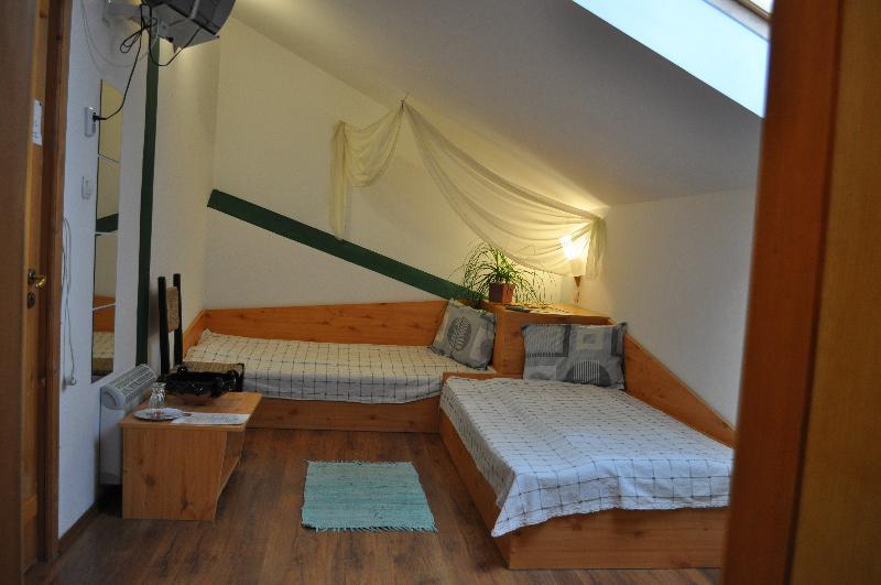 Bistro-Pension La Teleferic Sinaia Zewnętrze zdjęcie